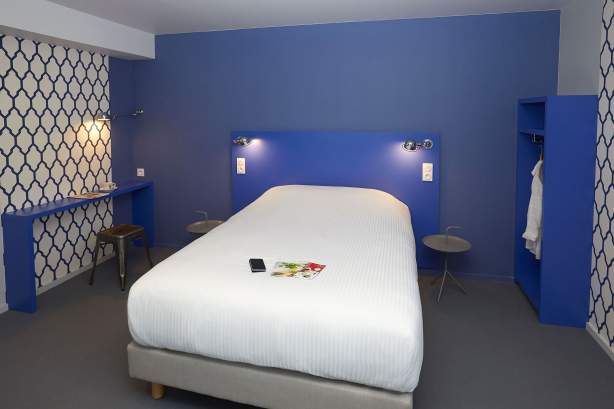 Disabled access room COTO HOTEL Beaune, Low Cost Hotel in Beaune